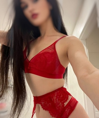 Дина, 22